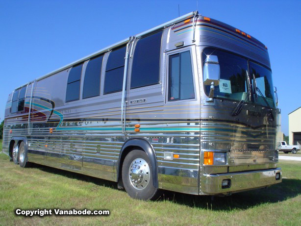 Prevost bus for sale under my guide