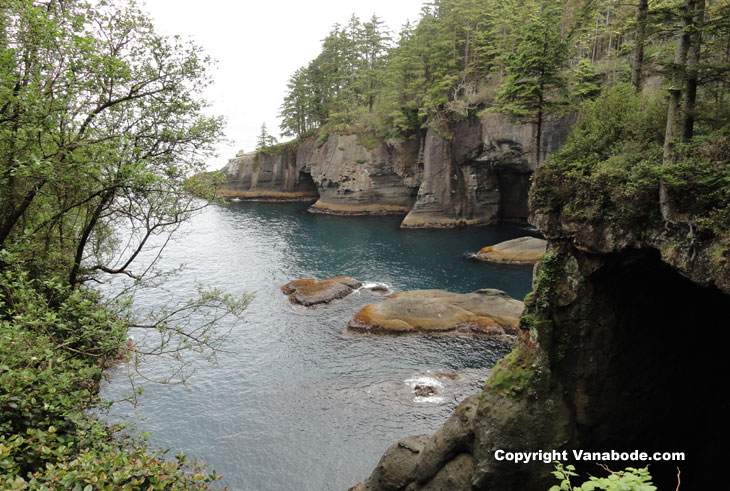 picture of caves at cape flattery washington
