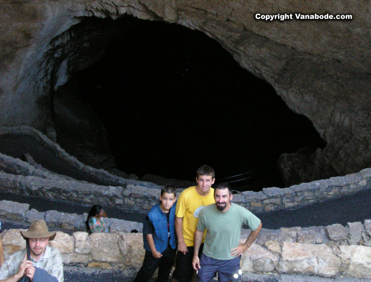picture of bat cave theatre carlsbad caverns