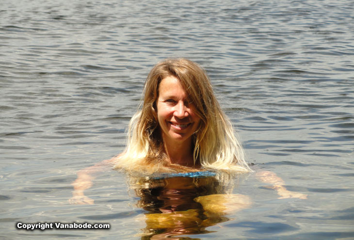 woman swims alone in moosehead lakes cold waters