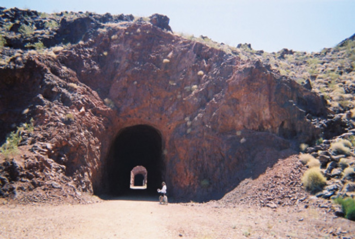 lake mead six tunnels picture