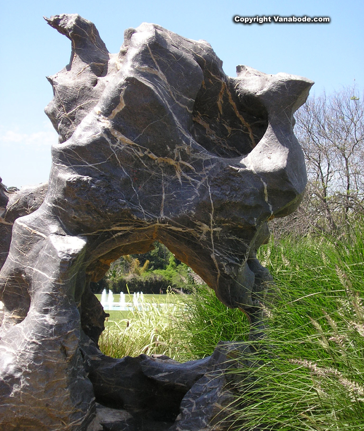 rock sculpture at california botanical gardens picture