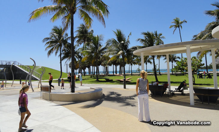 picture at south pointe park in miami south beach