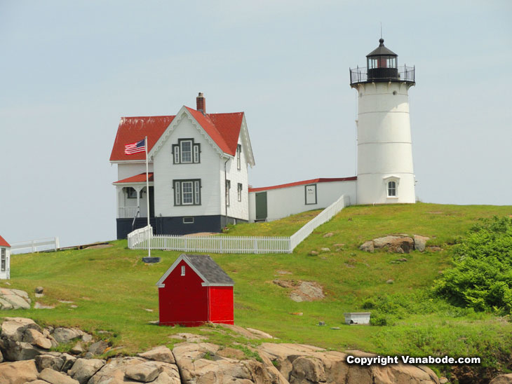 nubble lighthouse in maine on the rugged coast