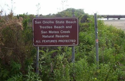 picture of sign at san onofre beach from walking san mateo campground