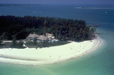 sanibel island beach lighthouse