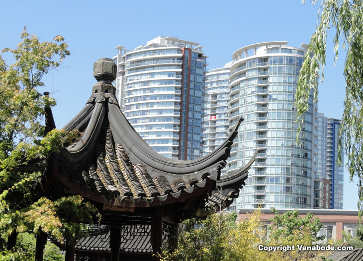 vancouver canada chinese gardens against modern buildings picture on a Vanabode trip